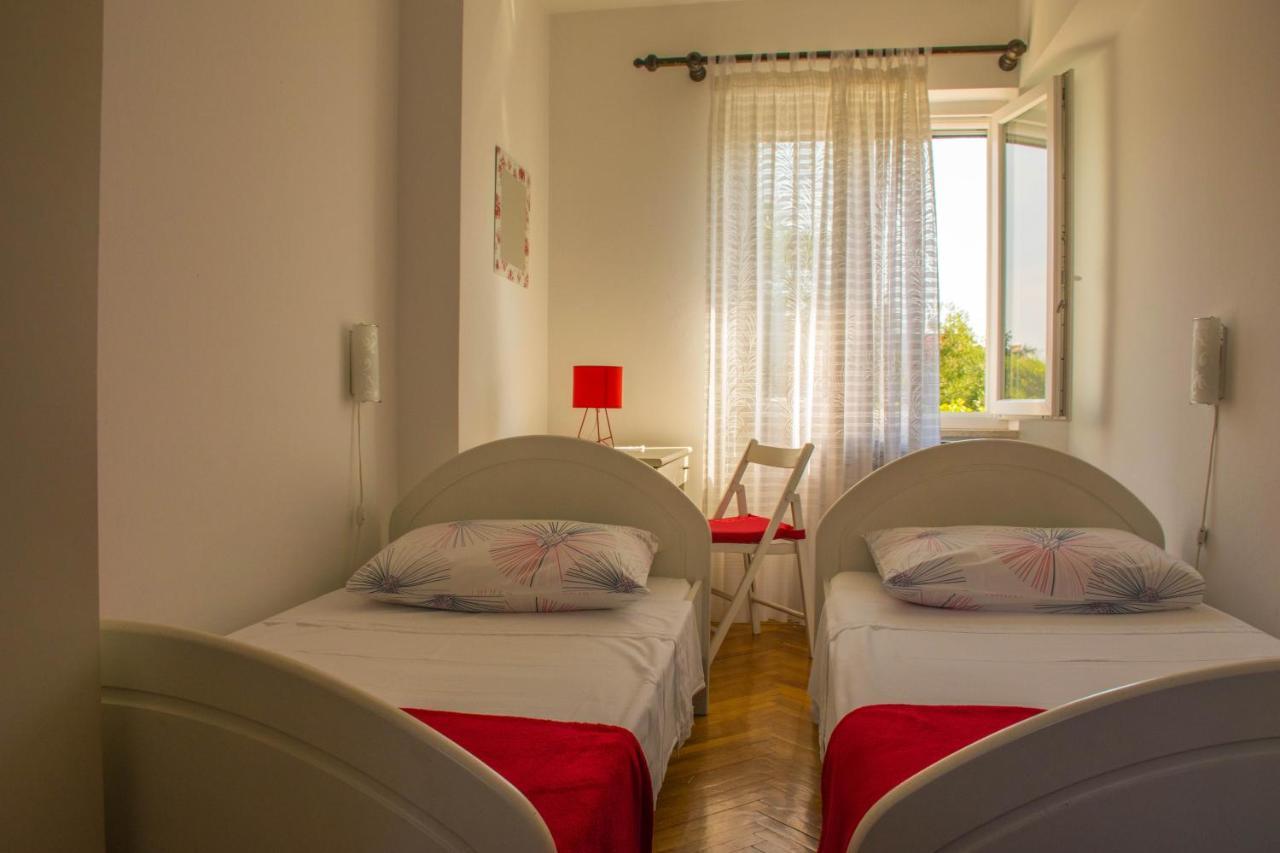 Apartment White & In Malinska