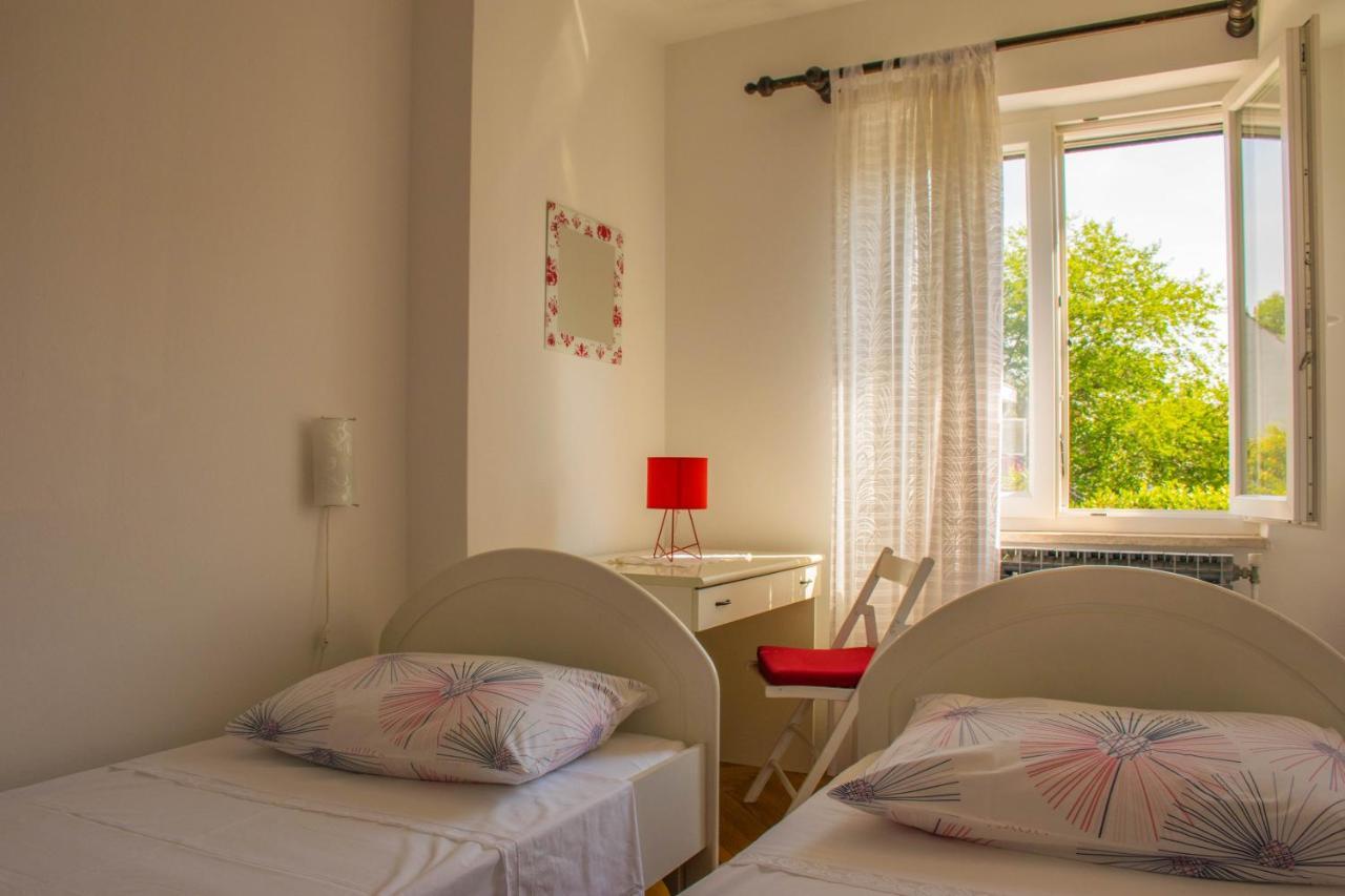 Apartment White & In Malinska