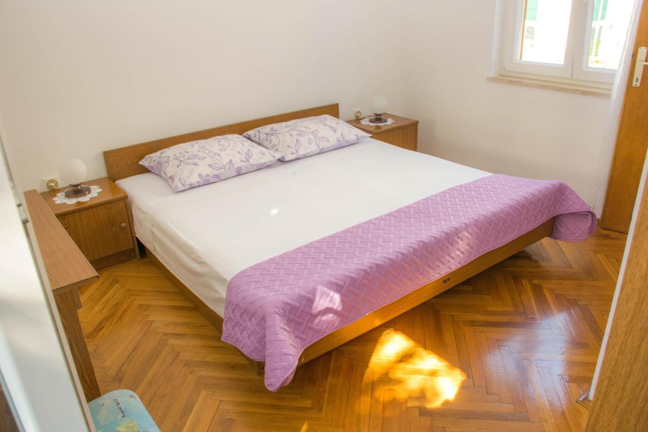Apartment White & In Malinska